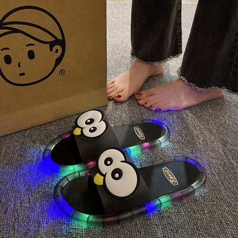 Sandal Seluncur Mata Besar Luc - Home Outdoor Bathroom ulasan dan harga